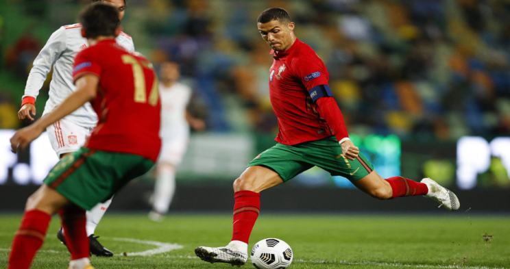 维拉洛vs谢利斯直播_免费观看高清维拉洛vs谢利斯直播_维拉洛vs谢利斯直播频道高清直播-24直播